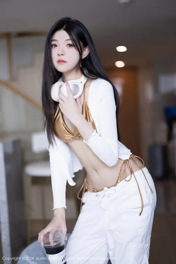 Vol. 09262 初梦瑶(84P)