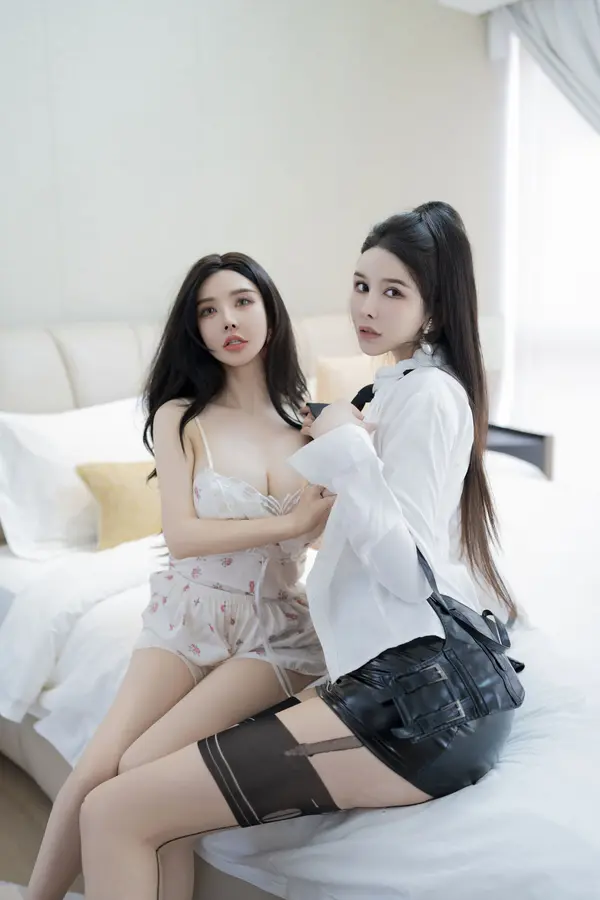 Vol. 0255 潘思沁&李丽莎《私购流出》(92P)