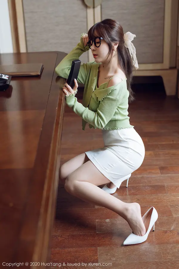Vol. 0298 王雨纯(81P)