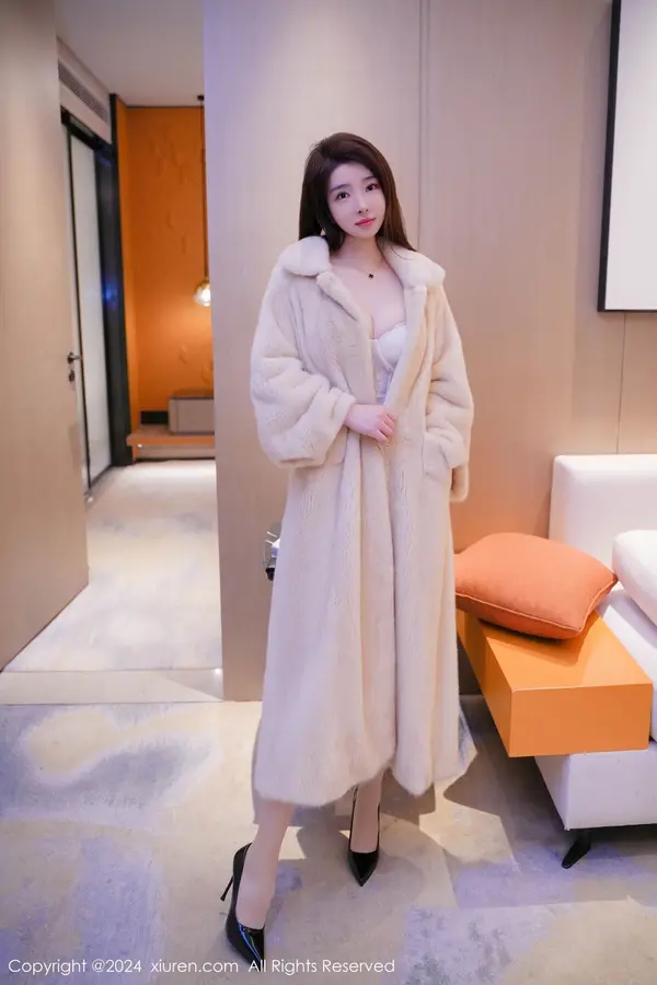 Vol. 08013 雨儿酱eve(83P)