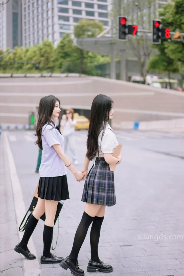 Vol. 1057 鱼尾fish&谭小灵《私购流出》(116P + 1V)