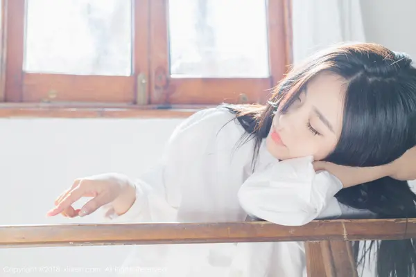 Vol. 01024 许诺Sabrina(83P)