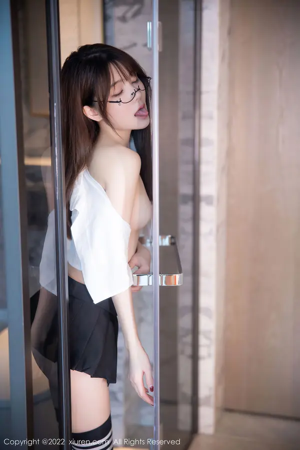 Vol. 05365 婠婠么(99P)