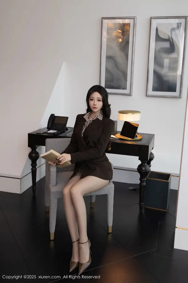 Vol. 10202 小逗逗(81P)