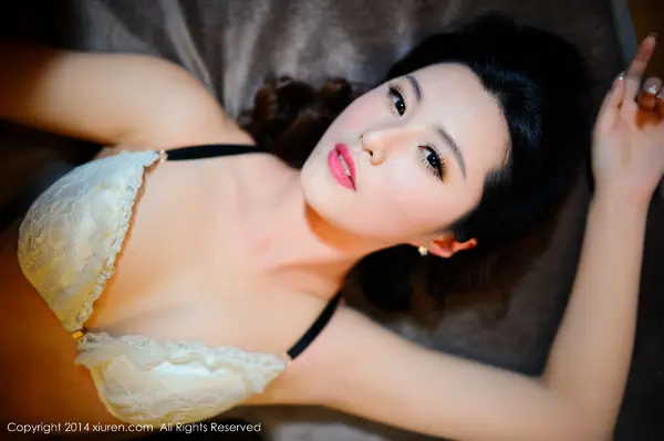 Vol. 00173 狐狸小姐Adela(111P)