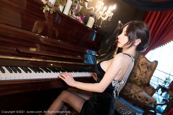 Vol. 03879 周于希Sandy(86P)