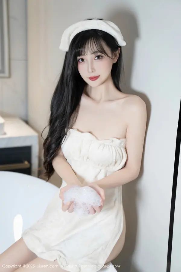 Vol. 10005 樱桃小阑子(88P)