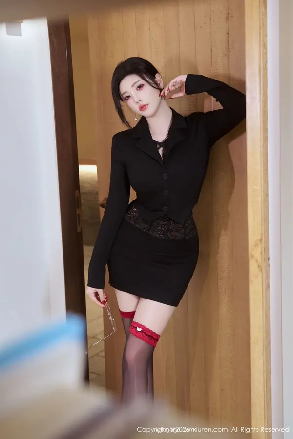 Vol. 11230 杨晨晨(76P)