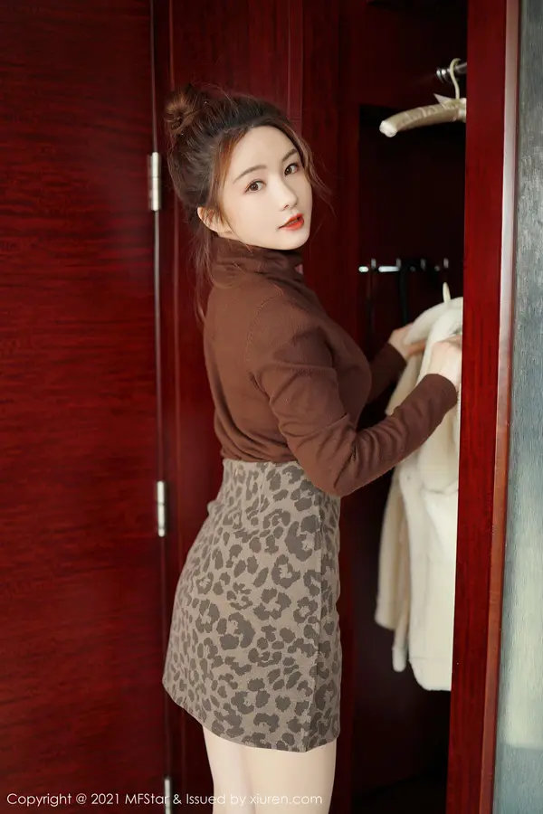 Vol. 0465 婠婠么(49P)