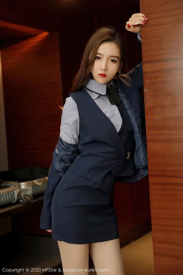 Vol. 0425 艾静香(45P)