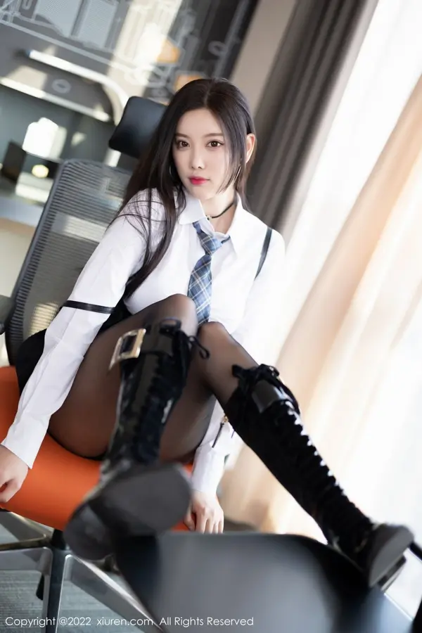 Vol. 04856 杨晨晨Yome(81P)