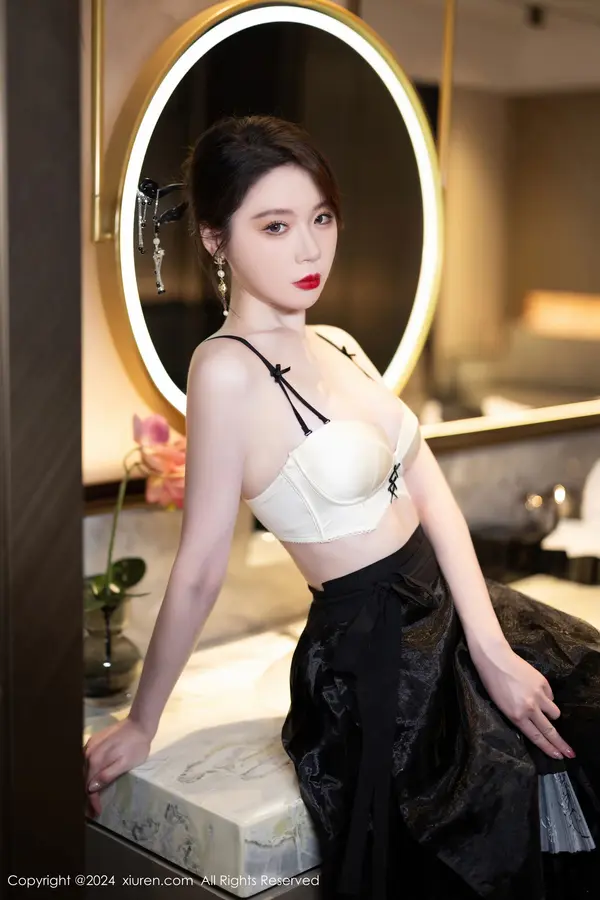 Vol. 08465 梦心玥(83P)