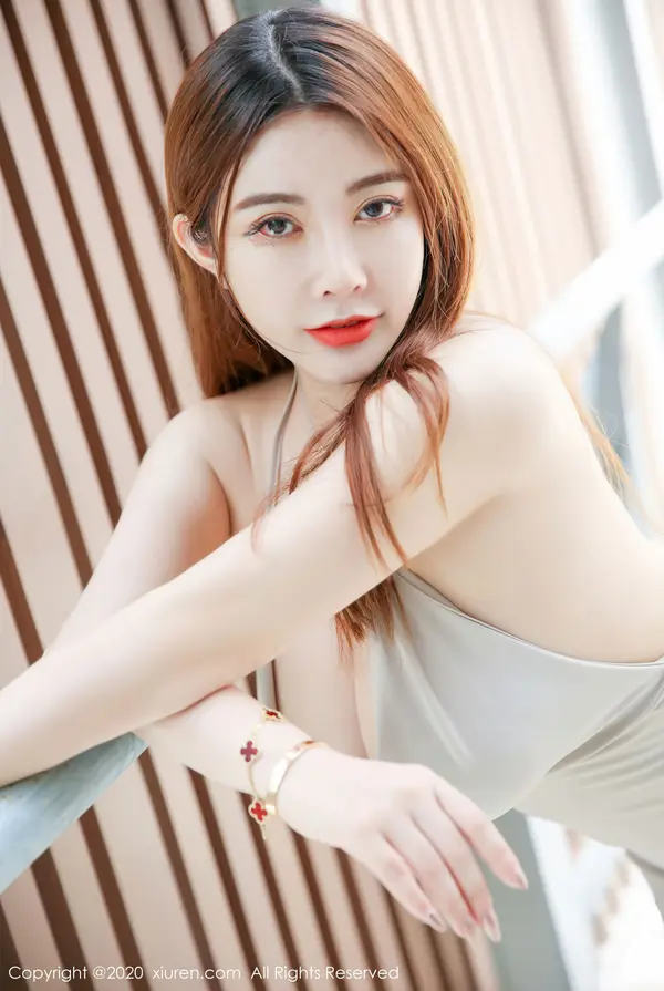 Vol. 02593 软软Roro(49P)