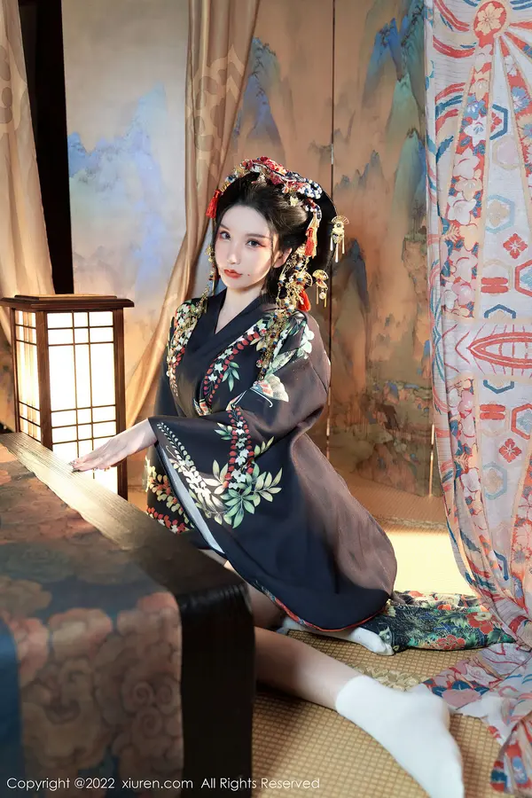 Vol. 05537 周于希Sally(81P)