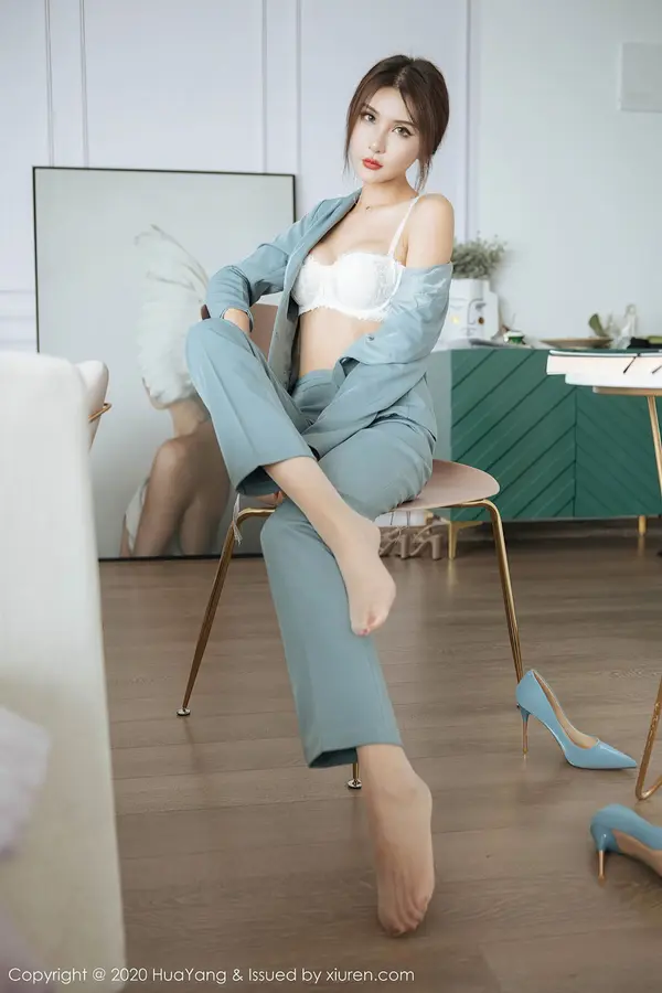Vol. 0295 Emily顾奈奈(73P)