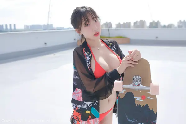 Vol. 01304 模特_卿卿(50P)