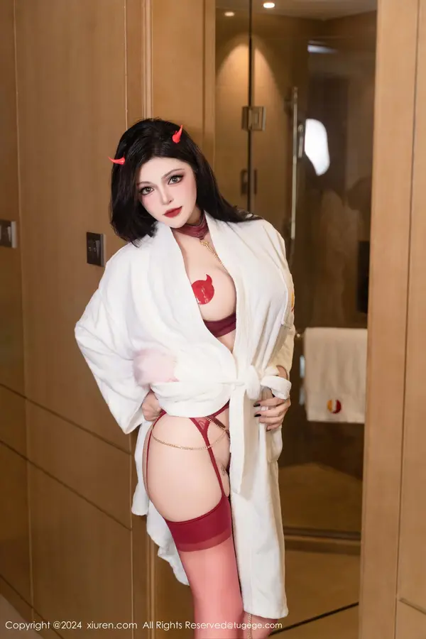 Vol. 09352 伊丽莎有点白(94P)