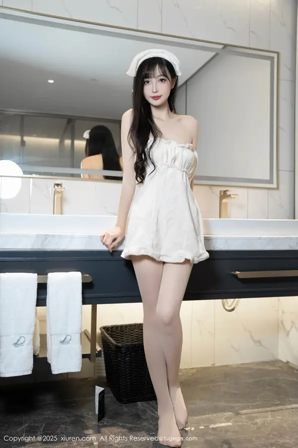 Vol. 10005 樱桃小阑子(88P)