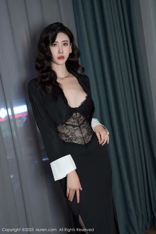 Vol. 06979 章芃芃(96P)