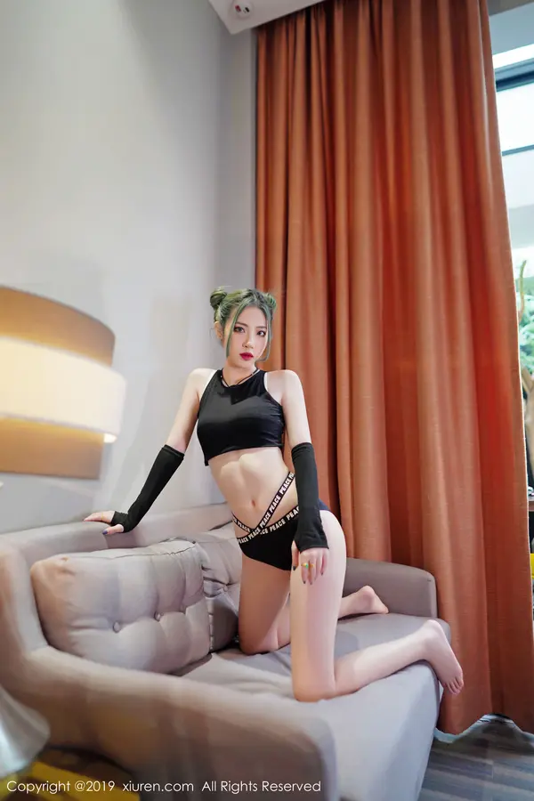 Vol. 01644 贾诗晗(51P)