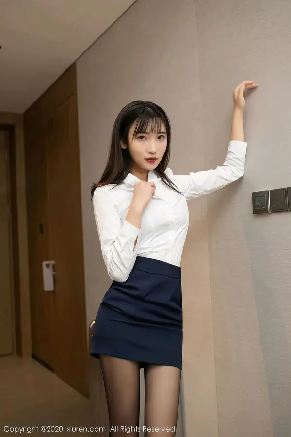 Vol. 02882 陆萱萱(77P)