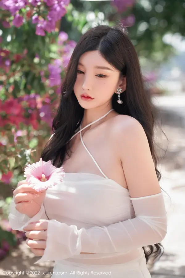 Vol. 05271 周于希Sally(90P)