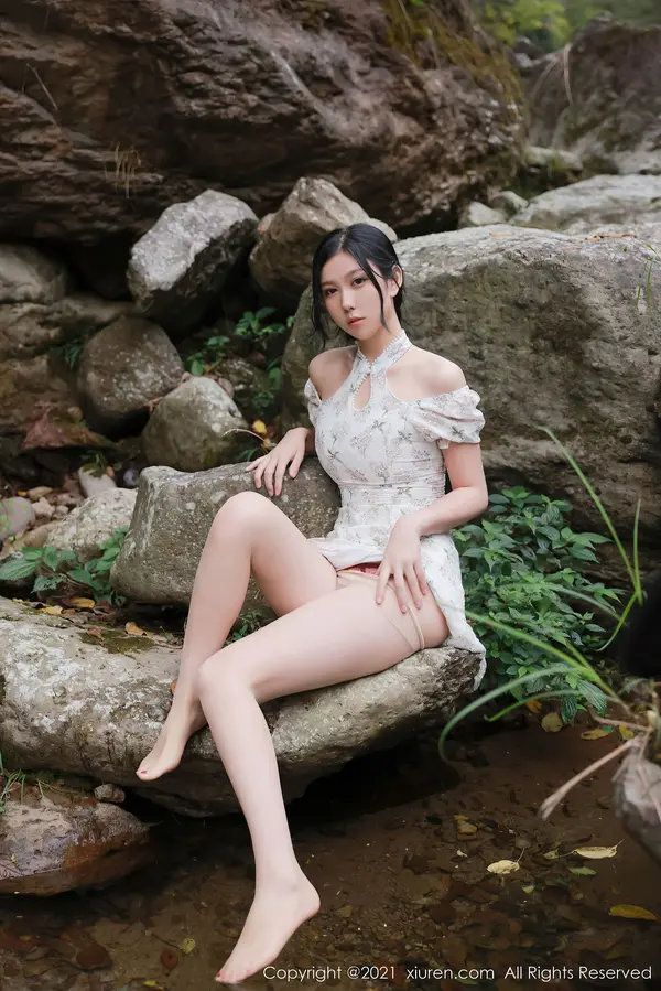 Vol. 04229 李雅柔182CM(49P)