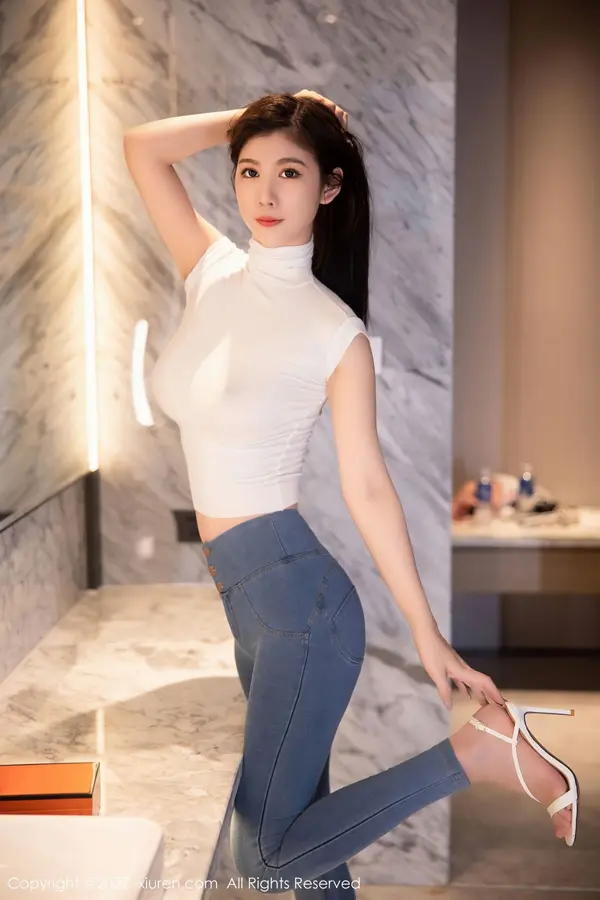 Vol. 05677 李雅柔182CM(85P)