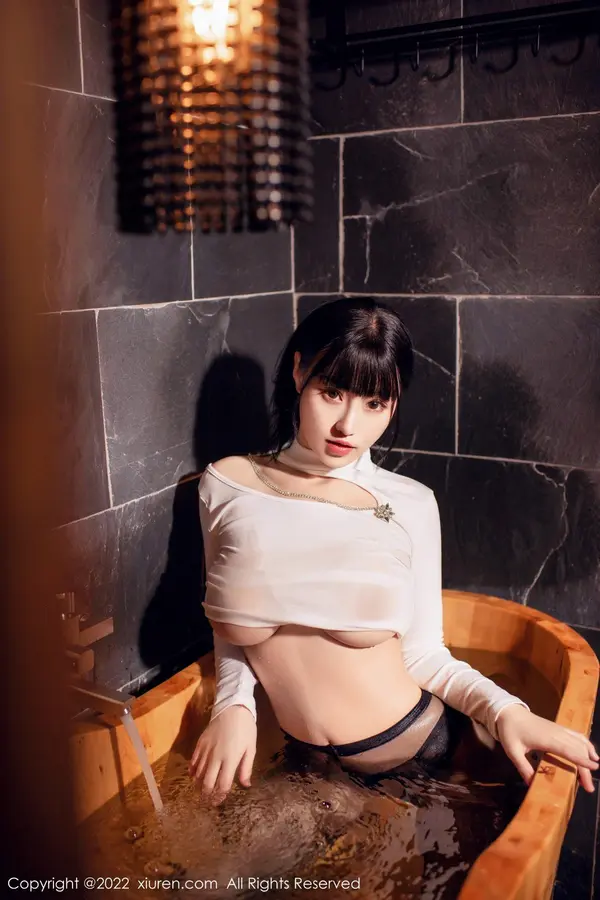 Vol. 04548 朱可儿Flora(52P)