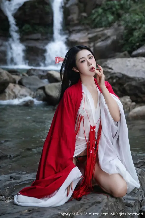 Vol. 07295 严利娅Yuliya(90P)