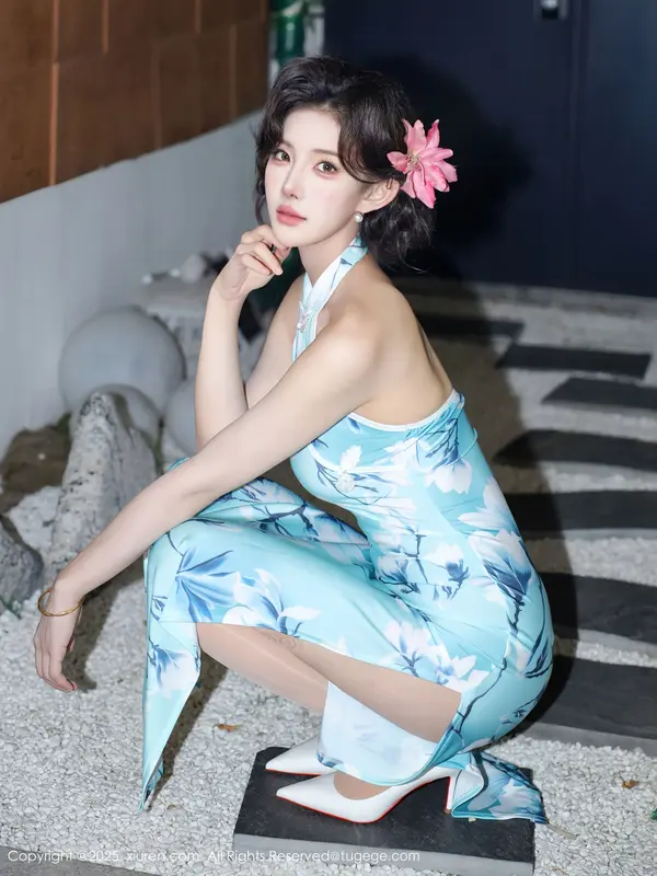 Vol. 10594 梨霜儿(83P)