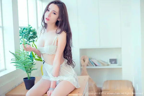 Vol. 00669 萌琪琪Irene(71P)