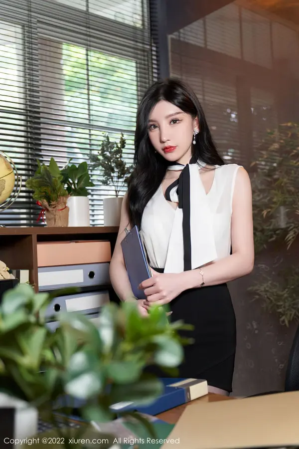 Vol. 05257 周于希Sally(77P)