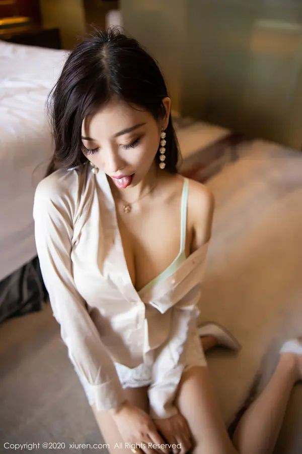 Vol. 01974 杨晨晨sugar(66P)
