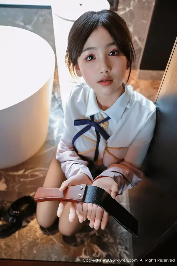 Vol. 09949 奶芙乔乔(73P)