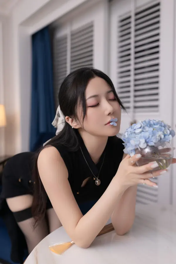 Vol. 10480 鱼子酱Fish《私购流出》(120P)
