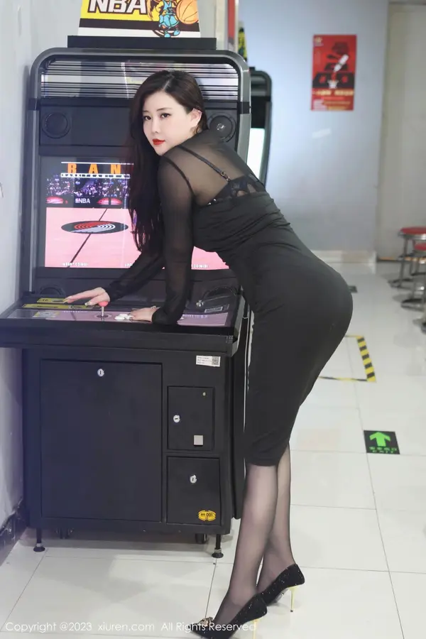 Vol. 07230 王婉悠Queen(72P)