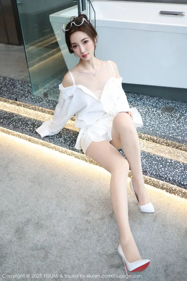 Vol. 1177 Twins-桃桃(77P)