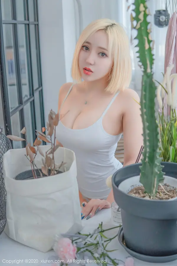 Vol. 02842 文静儿(61P)