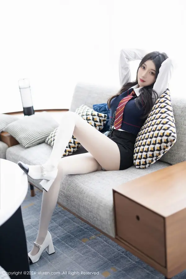 Vol. 08247 玥儿玥(83P)