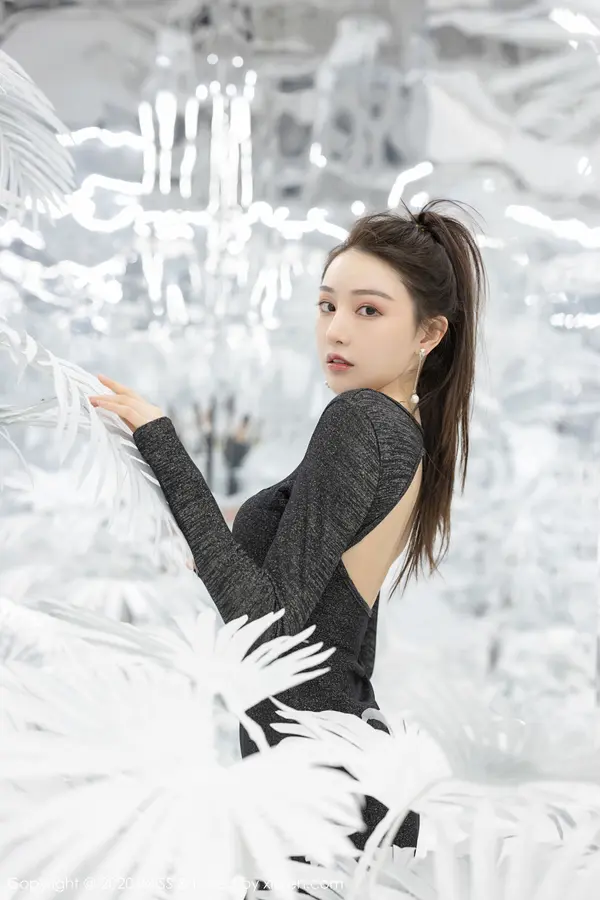 Vol. 0443 Lynn刘奕宁(42P)