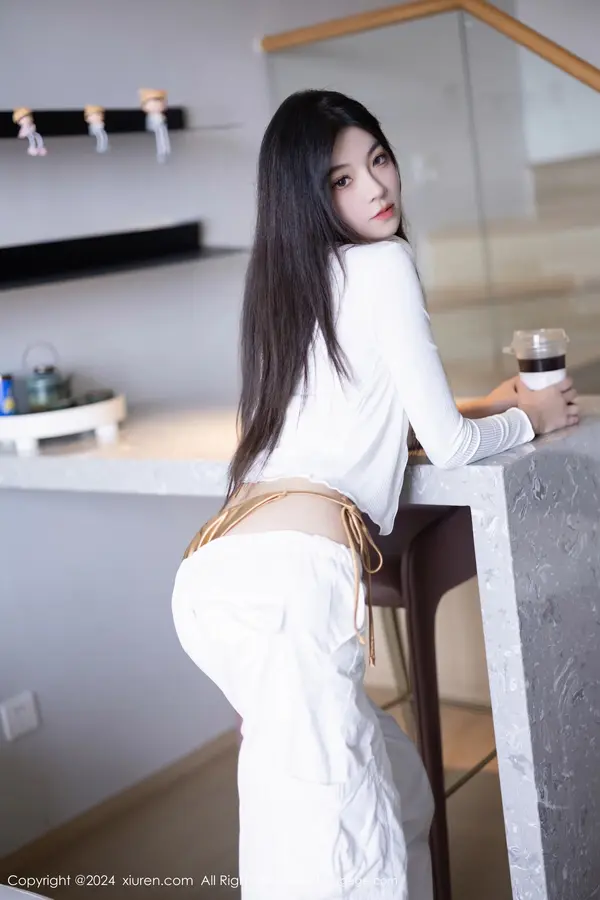 Vol. 09262 初梦瑶(84P)