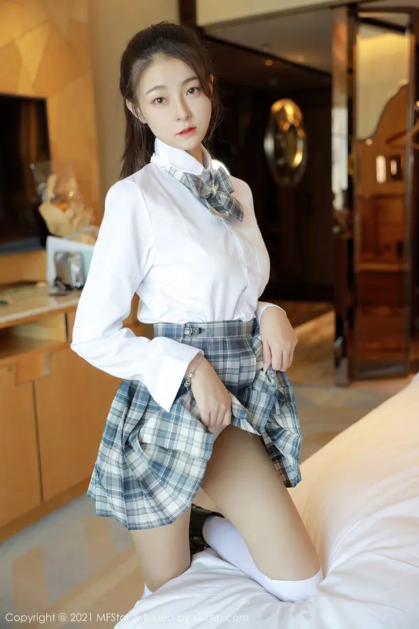 Vol. 0448 Laura苏雨彤(41P)