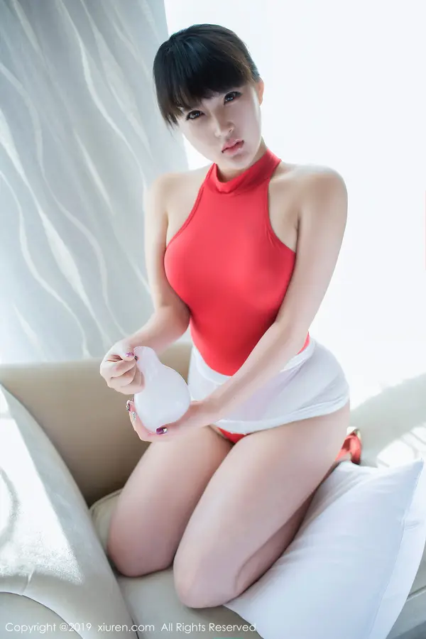 Vol. 01617 思思sisi(42P)