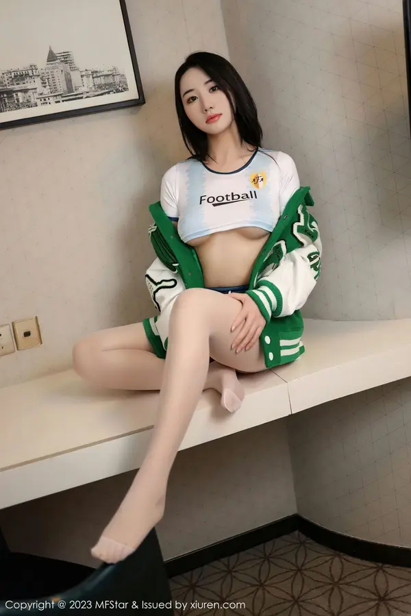 Vol. 0602 汐汐爱吃草莓(52P)