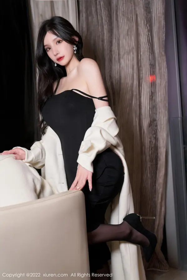 Vol. 04594 周于希Sally(71P)