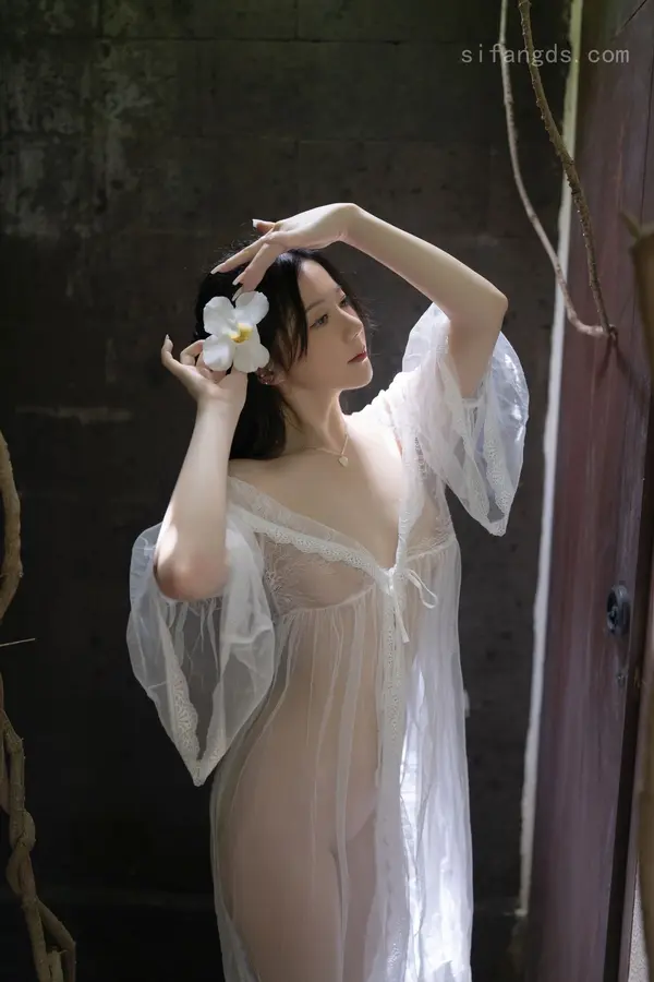 Vol. 10173 鱼子酱Fish《私购流出》(120P)