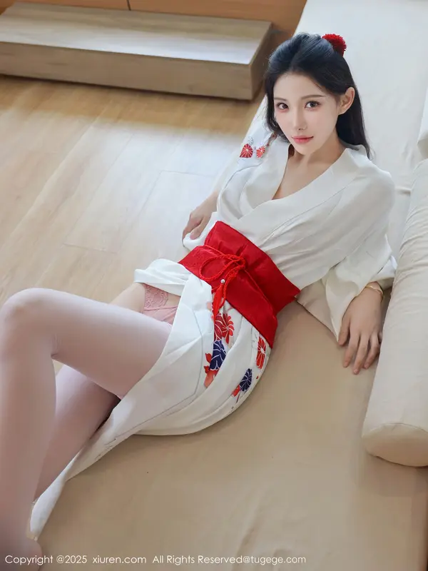 Vol. 10767 梨霜儿(84P)
