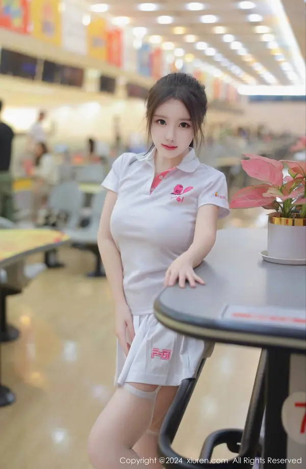 Vol. 08118 小薯条nienie(81P)