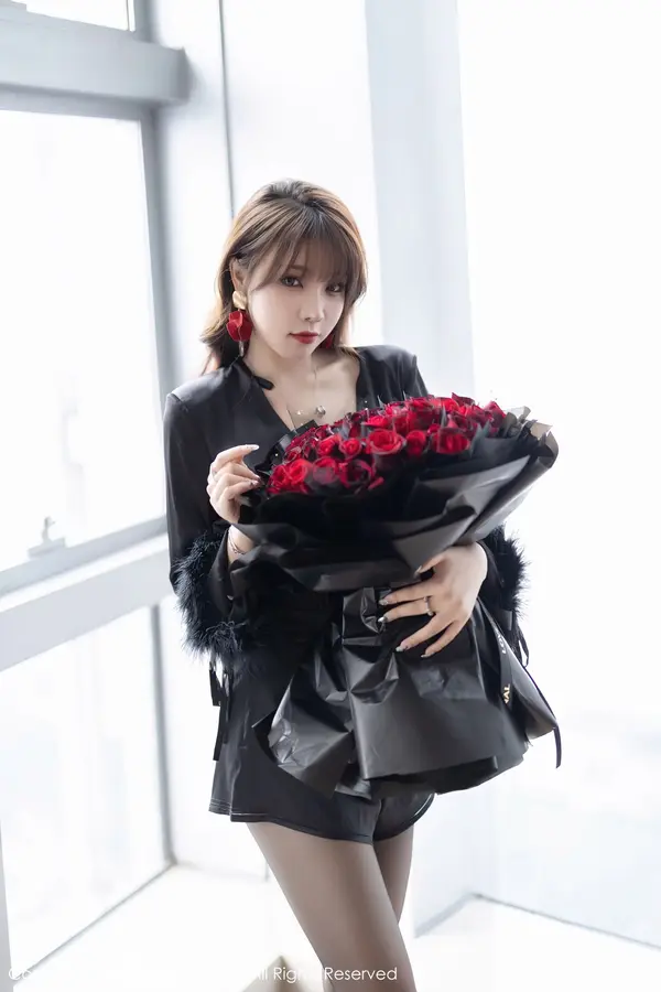 Vol. 04205 芝芝(85P)
